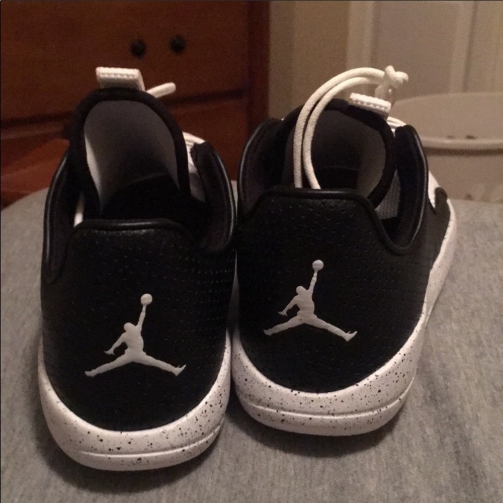 Jordan Eclipse - Picture 2 of 3